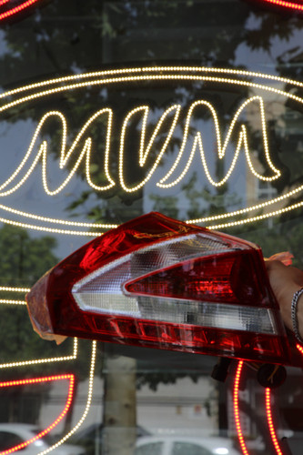 خطر عقب راست mvm 315 new